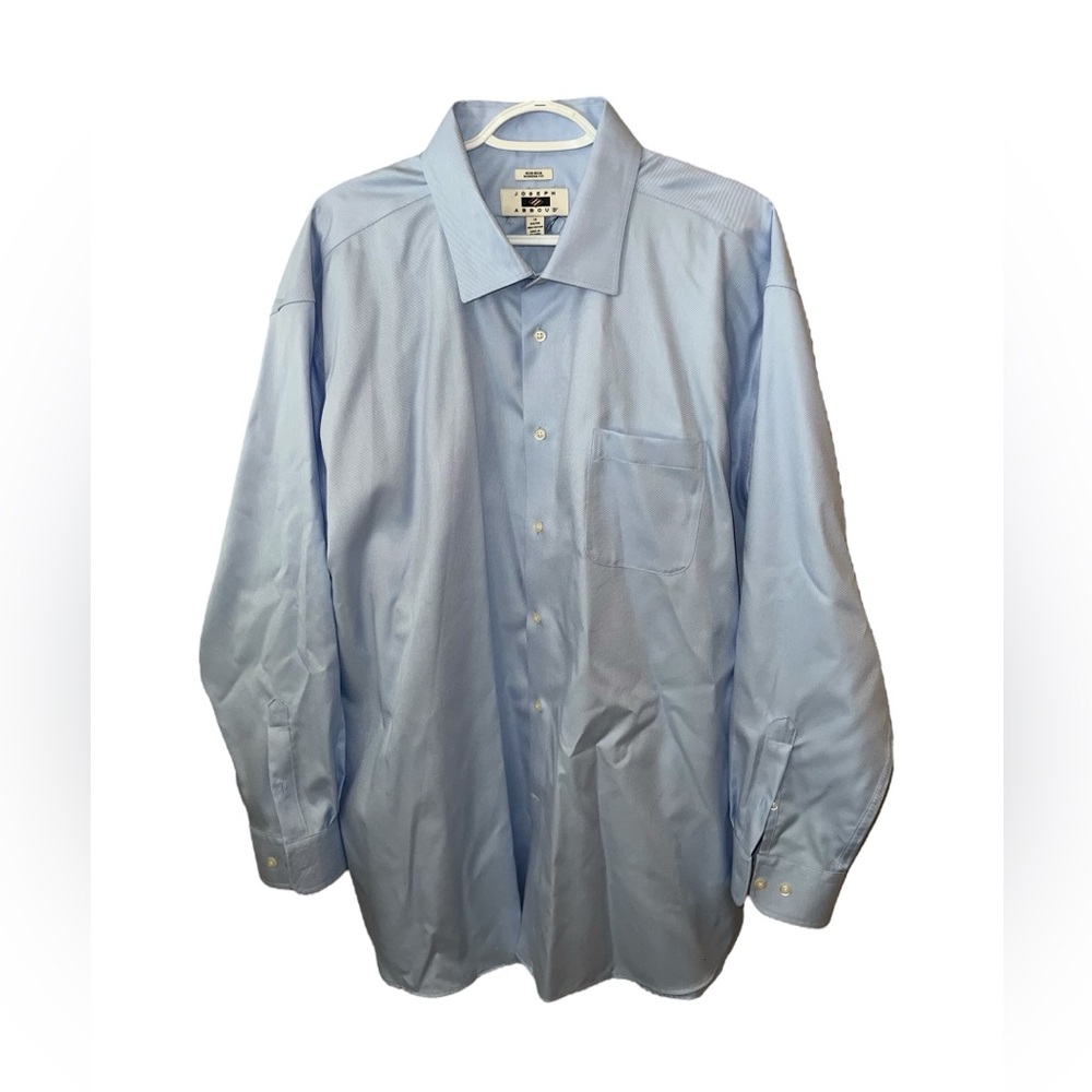 Men’s dress shirt modern fit